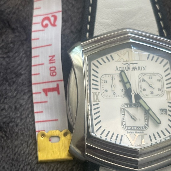 AQUAMARIN SWISS WATCH - Picture 5 of 7